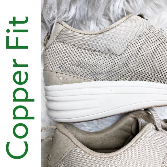 COPPER FIT FREEDOM ZERO GRAVITY MENโS SLIP ON LOW TOP WALKING SNEAKERS BEIGE 9.5 - Picture 3 of 11